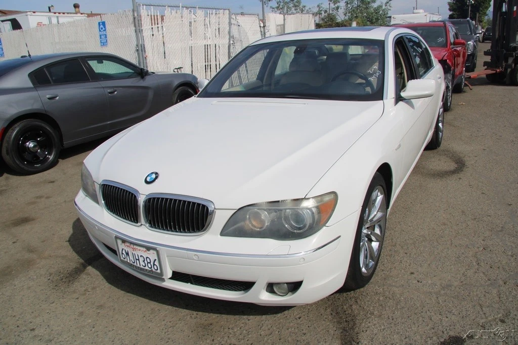 2007 BMW E65/E66 750i & 760i Sedan - Image 2 of 21