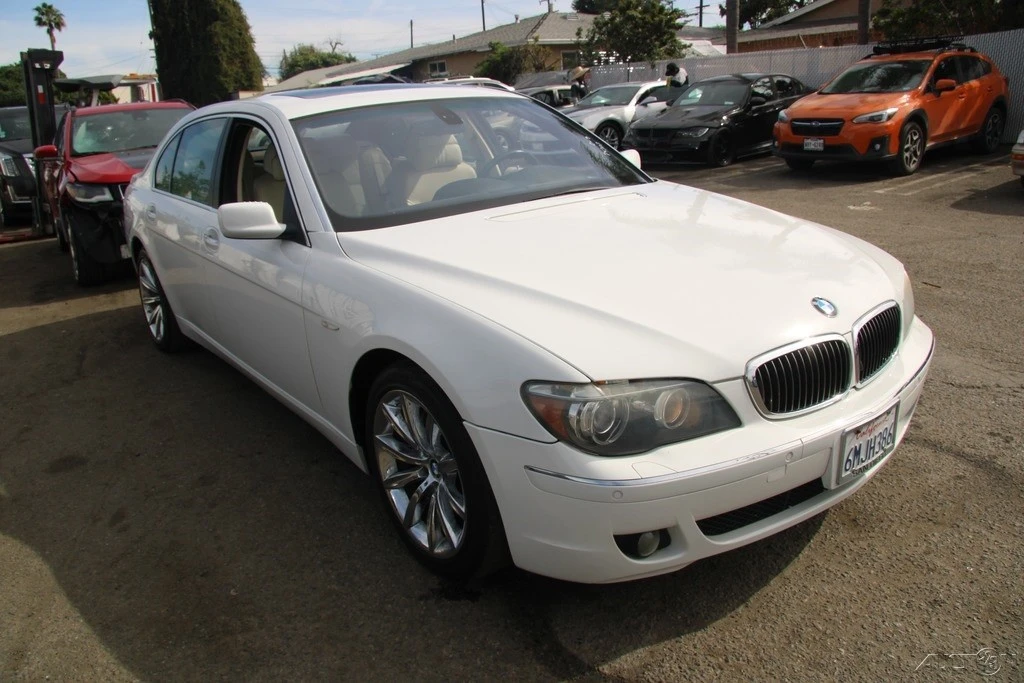 2007 BMW E65/E66 750i & 760i Sedan - Image 8 of 21