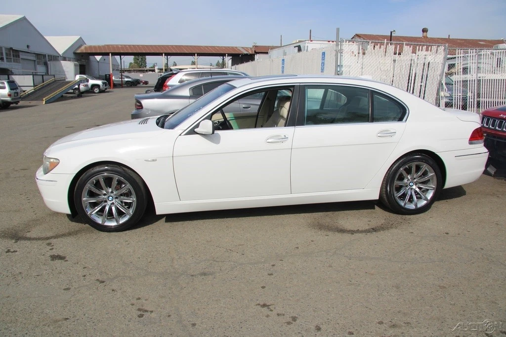 2007 BMW E65/E66 750i & 760i Sedan - Image 3 of 21