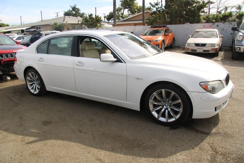2007 BMW E65/E66 750i & 760i Sedan - Image 7 of 21
