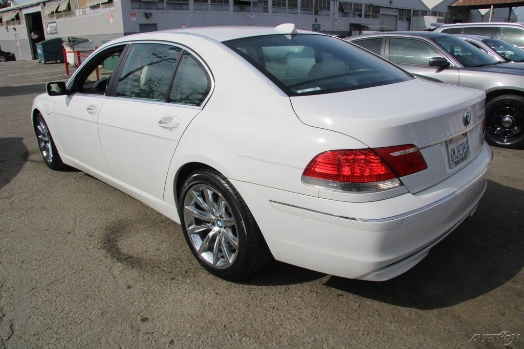2007 BMW E65/E66 750i & 760i Sedan - Image 4 of 21