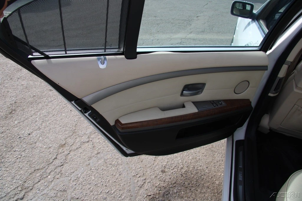 2007 BMW E65/E66 750i & 760i Sedan - Image 21 of 21