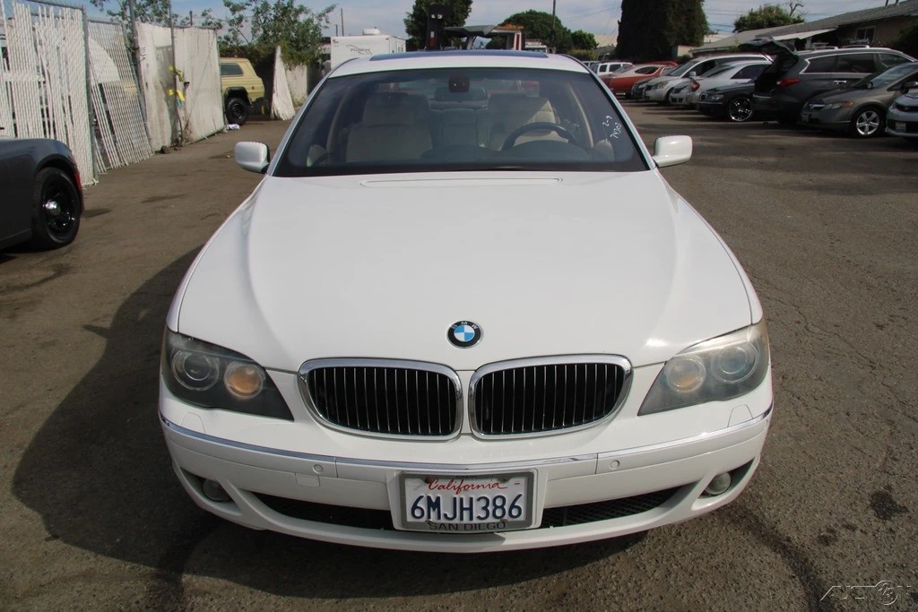 2007 BMW E65/E66 750i & 760i Sedan - Image 9 of 21