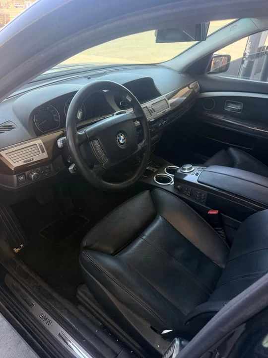 2007 BMW E65/E66 750i & 760i Sedan - Image 7 of 10