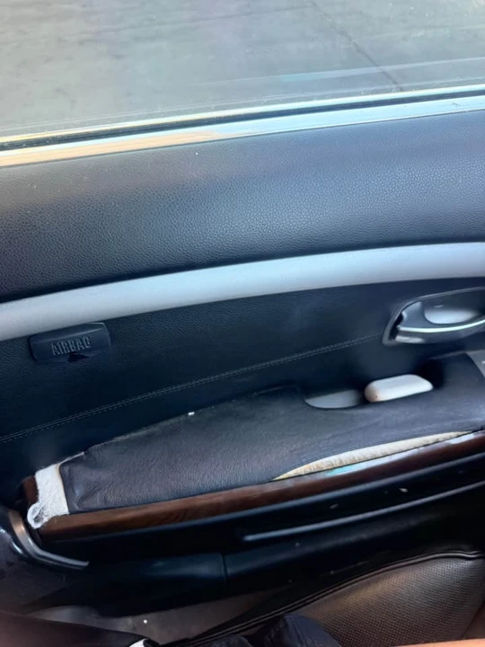 2007 BMW E65/E66 750i & 760i Sedan - Image 4 of 10