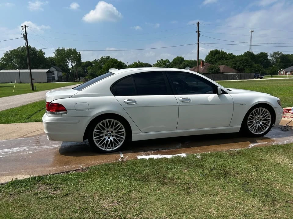2007 BMW E65/E66 750i & 760i Sedan - Image 2 of 4