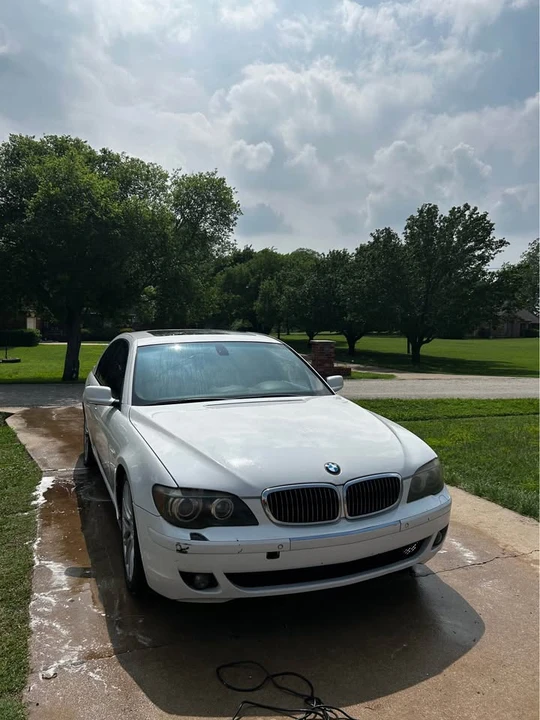 2007 BMW E65/E66 750i & 760i Sedan - Image 4 of 4