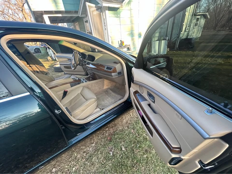 2007 BMW E65/E66 750i & 760i Sedan - Image 6 of 9