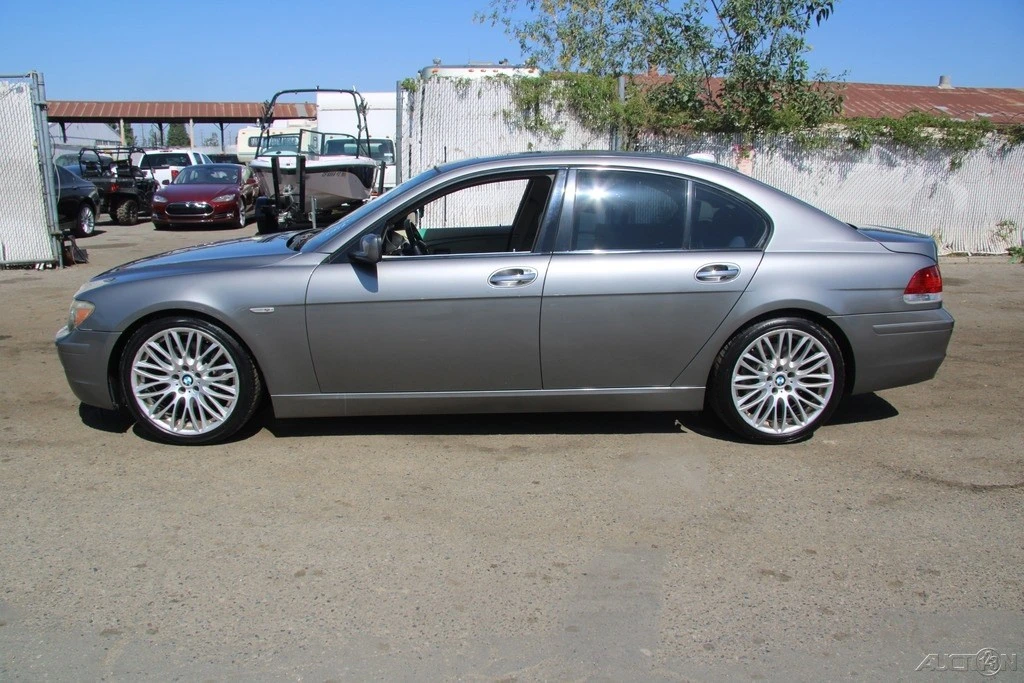 2007 BMW E65/E66 750i & 760i Sedan - Image 3 of 21