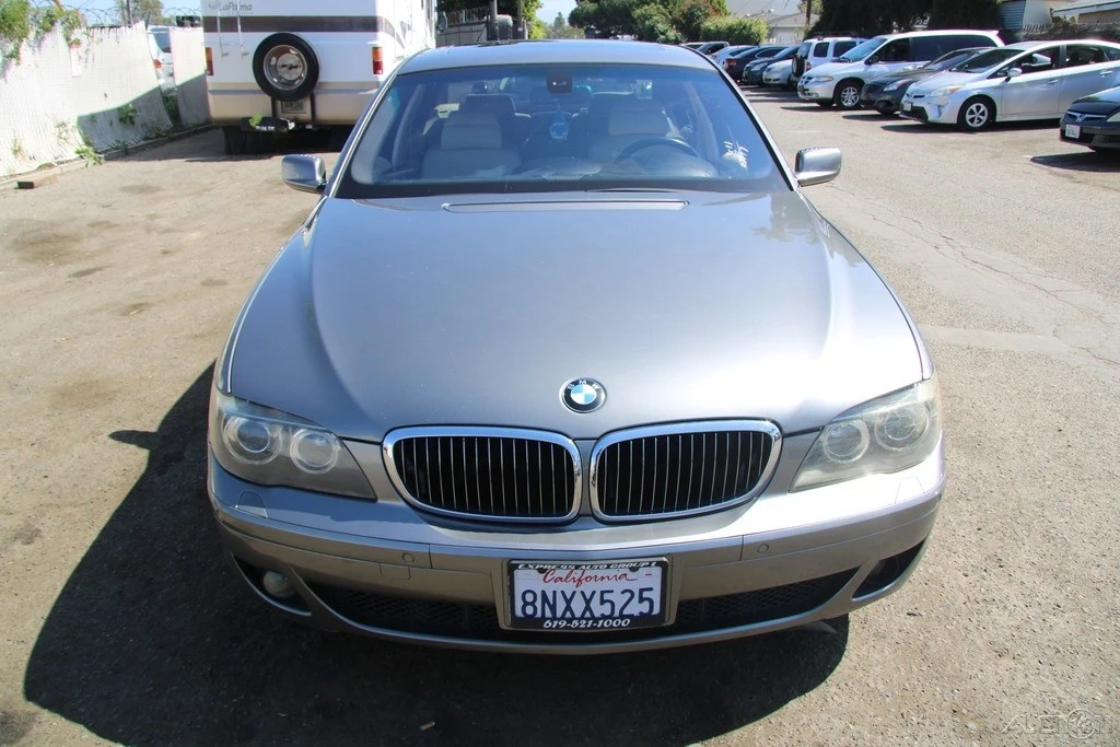 2007 BMW E65/E66 750i & 760i Sedan - Image 11 of 21