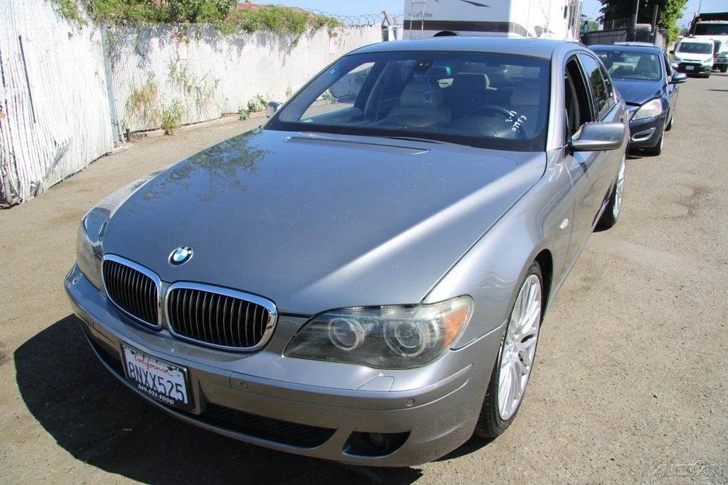 2007 BMW E65/E66 750i & 760i Sedan - Image 2 of 21