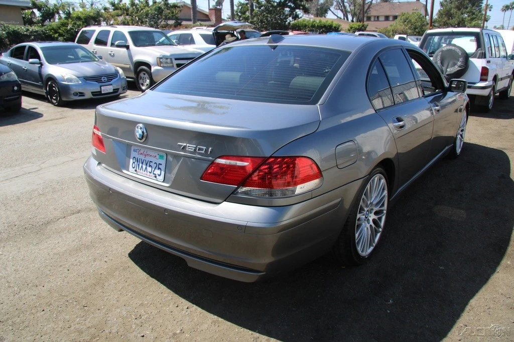 2007 BMW E65/E66 750i & 760i Sedan - Image 7 of 21