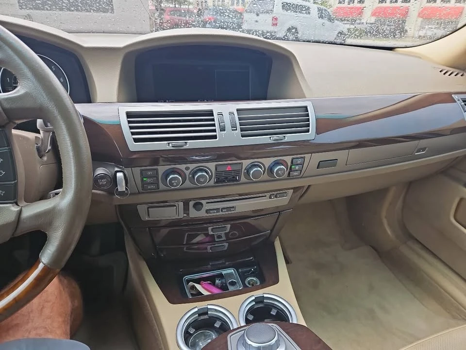 2007 BMW E65/E66 7 Series - Image 13 of 13