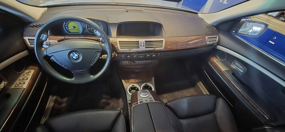 2007 BMW E65/E66 7 Series - Image 18 of 19