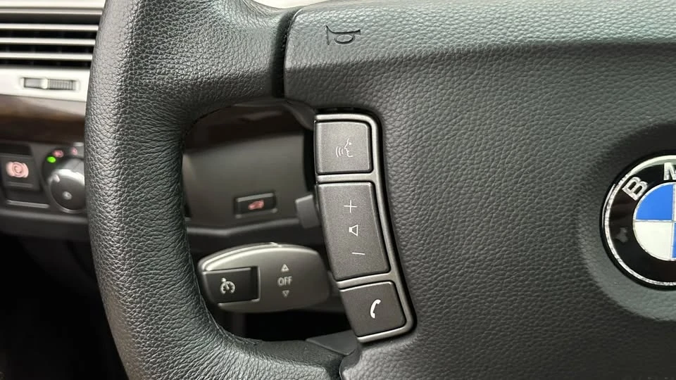 2007 BMW E65/E66 7 Series - Image 16 of 20