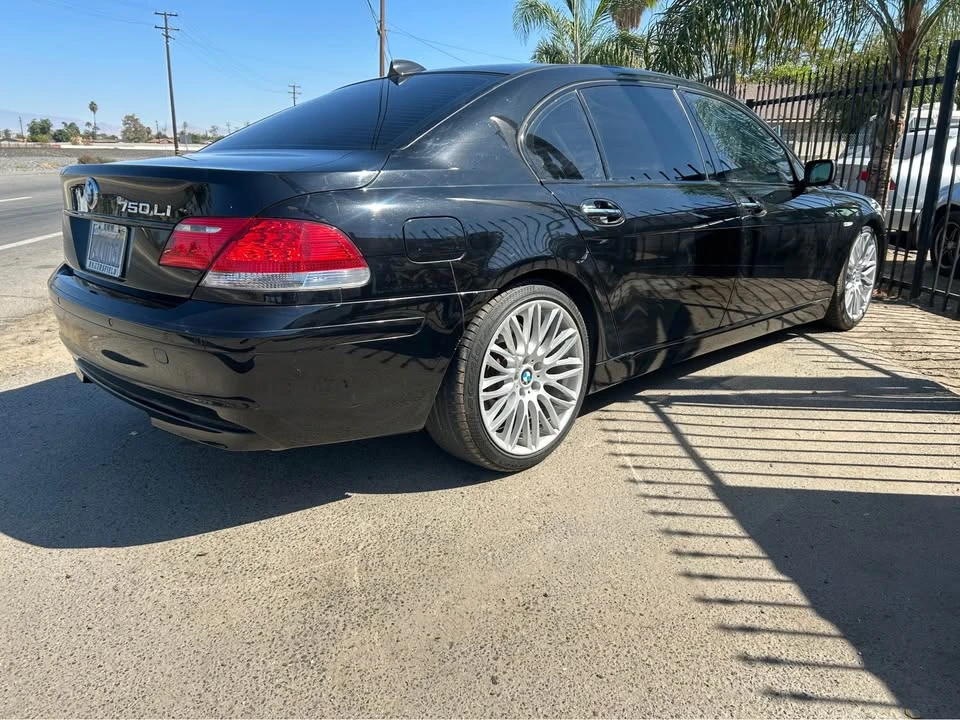 2007 BMW E65/E66 750i & 760i Sedan - Image 3 of 3