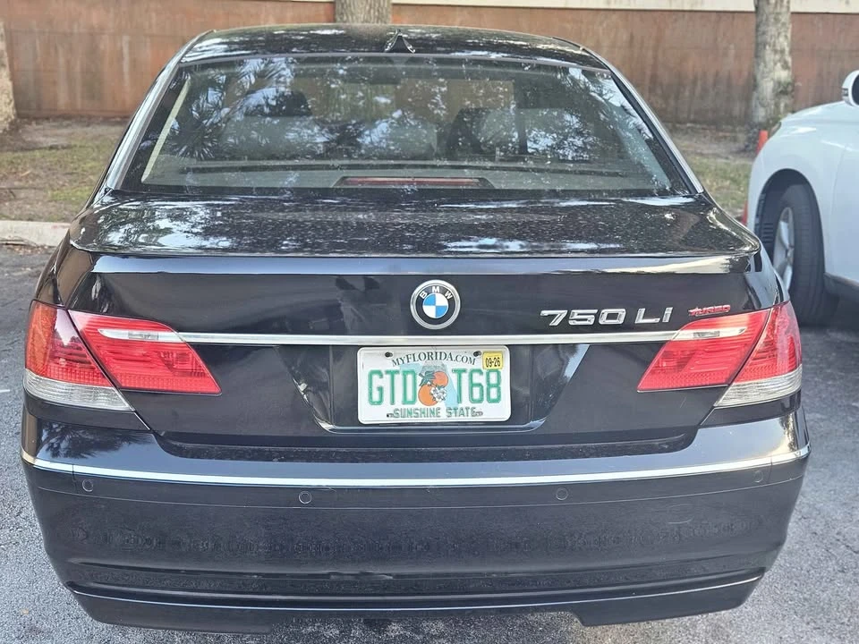 2007 BMW E65/E66 750i & 760i Sedan - Image 2 of 5