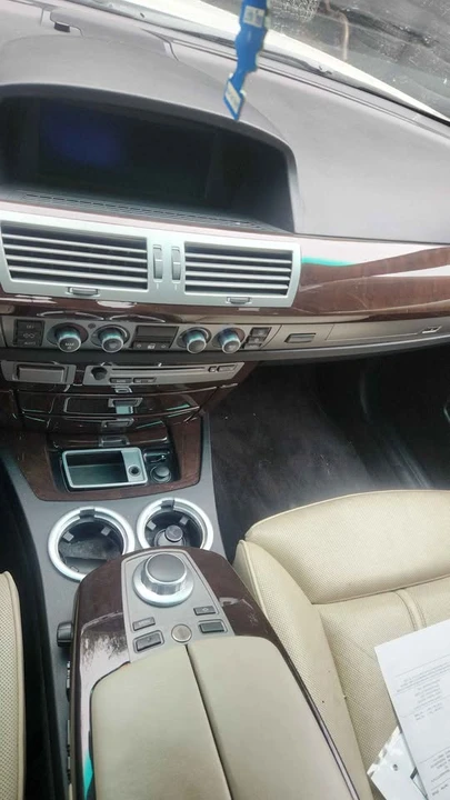 2007 BMW E65/E66 750i & 760i Sedan - Image 7 of 7