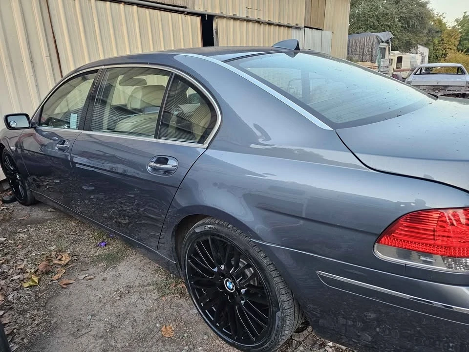 2007 BMW E65/E66 750i & 760i Sedan - Image 2 of 7