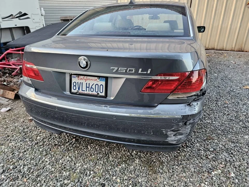 2007 BMW E65/E66 750i & 760i Sedan - Image 6 of 7
