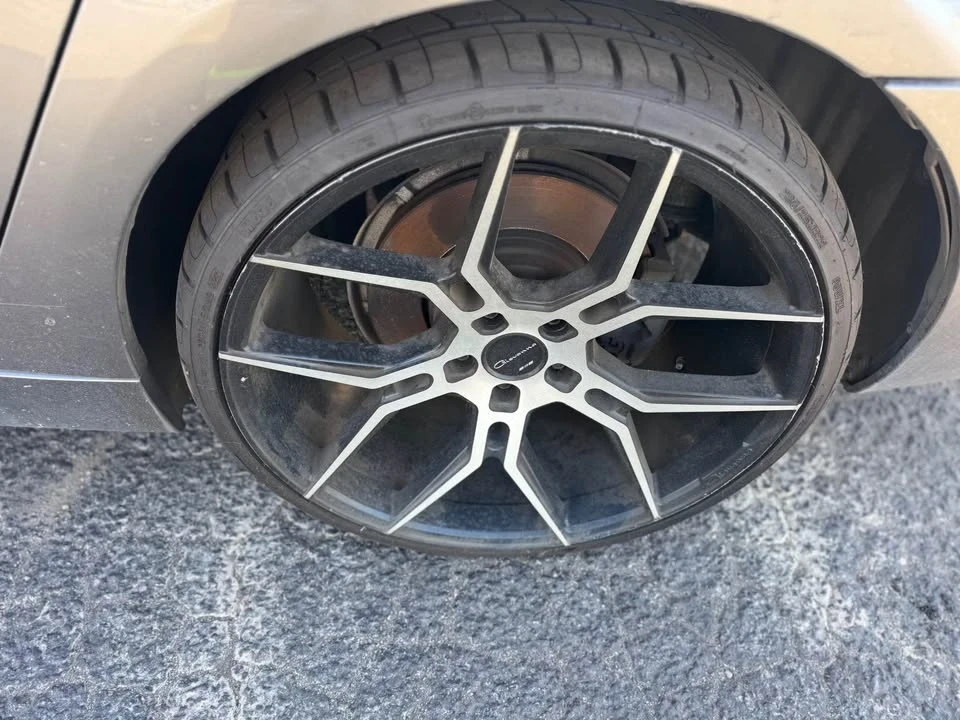 2007 BMW E65/E66 750i & 760i Sedan - Image 5 of 5