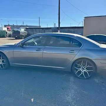 2007 BMW 7 Series 750Li Sedan