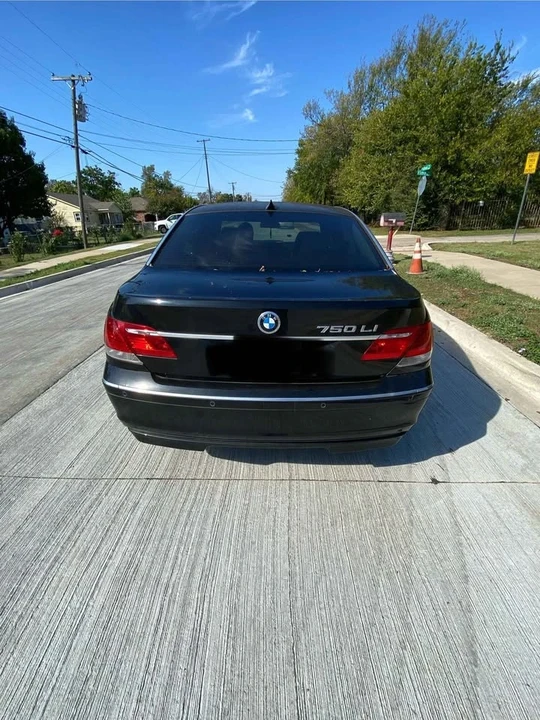 2007 BMW E65/E66 750i & 760i Sedan - Image 4 of 9