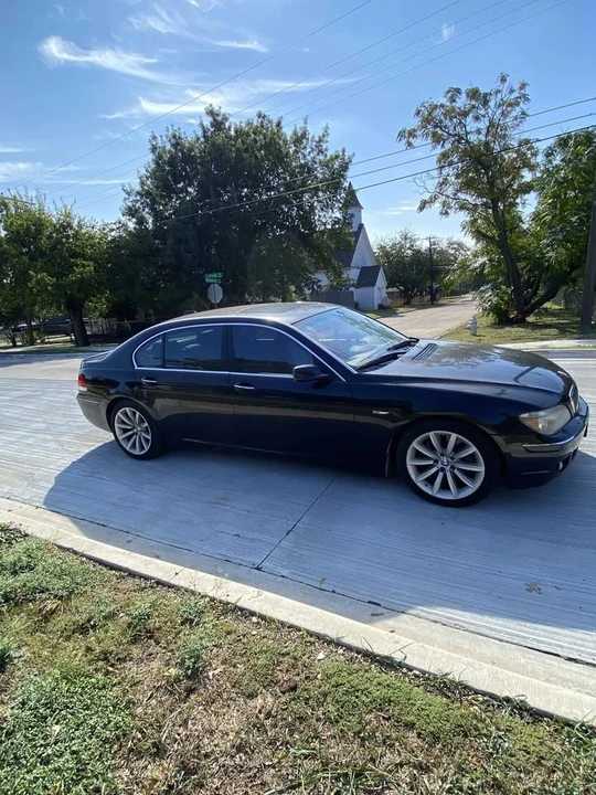2007 BMW E65/E66 750i & 760i Sedan - Image 5 of 9