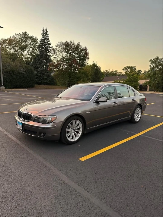 2007 BMW E65/E66 750i & 760i Sedan - Image 2 of 17