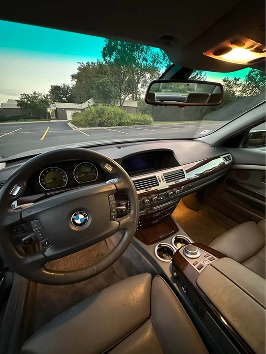 2007 BMW E65/E66 750i & 760i Sedan - Image 10 of 17