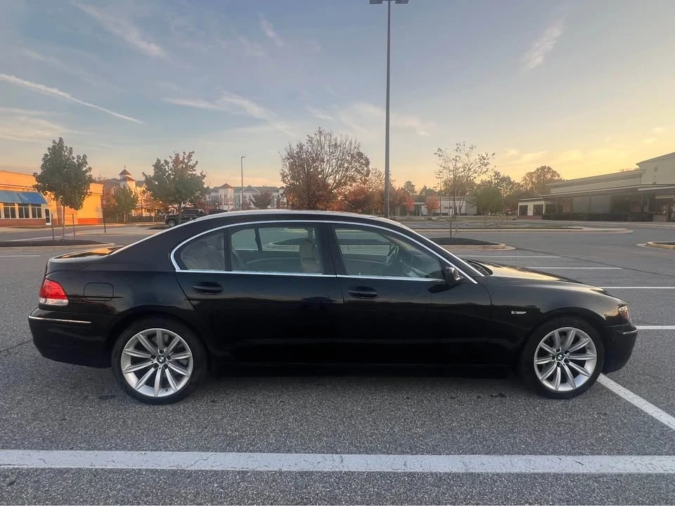 2007 BMW E65/E66 750i & 760i Sedan - Image 3 of 5