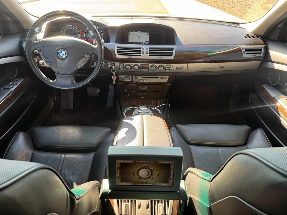 2007 BMW E65/E66 750i & 760i Sedan - Image 12 of 19