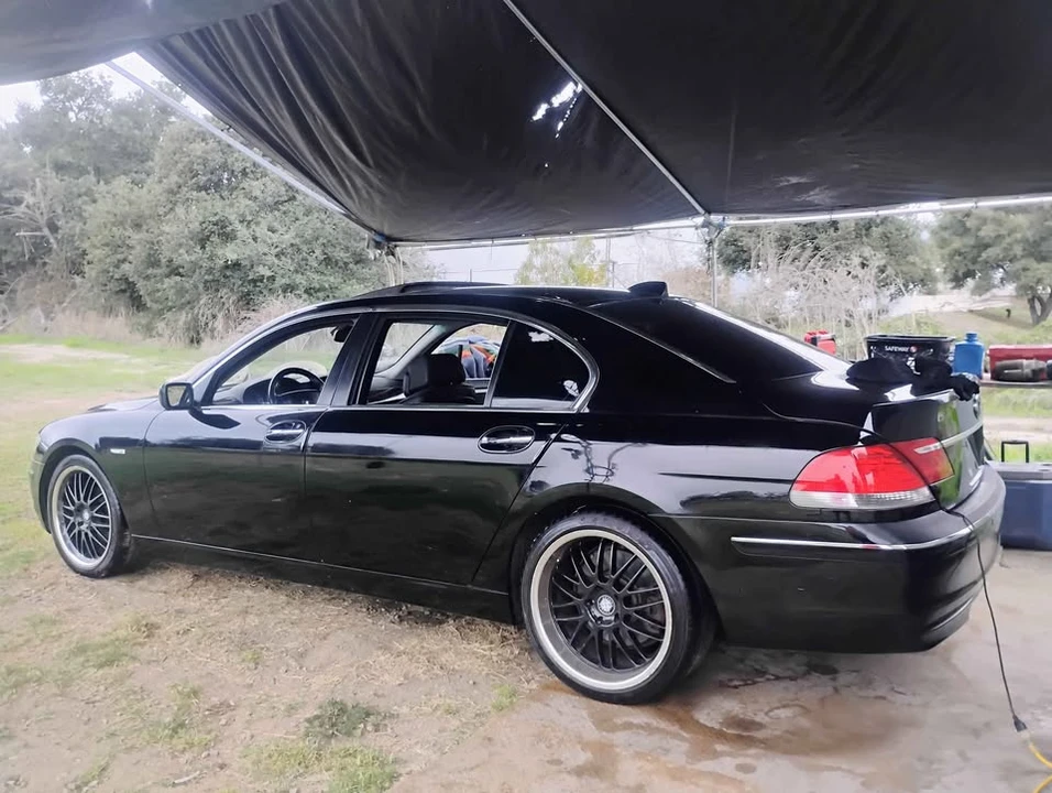 2007 BMW E65/E66 750i & 760i Sedan - Image 6 of 7