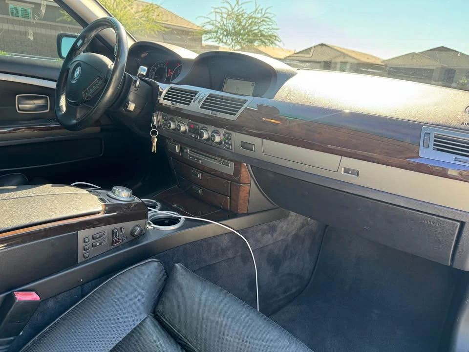 2007 BMW E65/E66 750i & 760i Sedan - Image 16 of 19