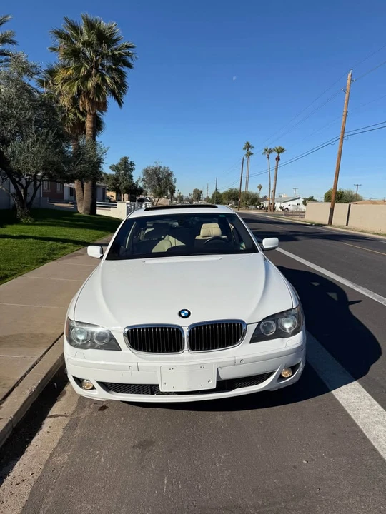 2007 BMW E65/E66 750i & 760i Sedan - Image 6 of 9