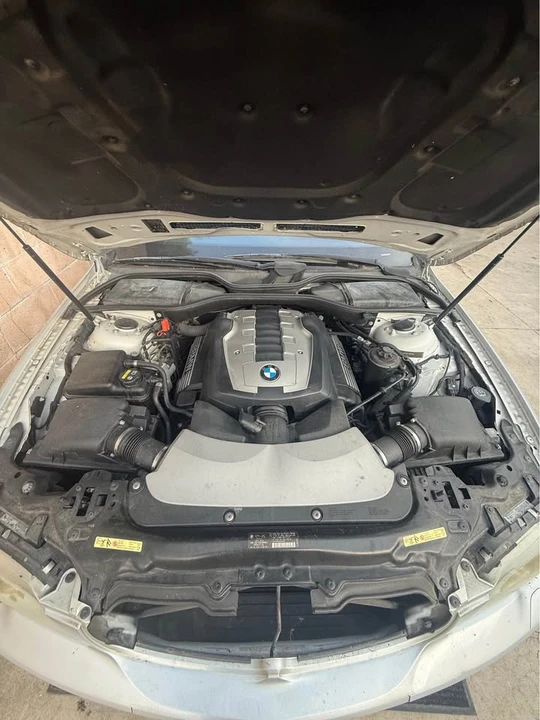 2007 BMW E65/E66 750i & 760i Sedan - Image 3 of 5