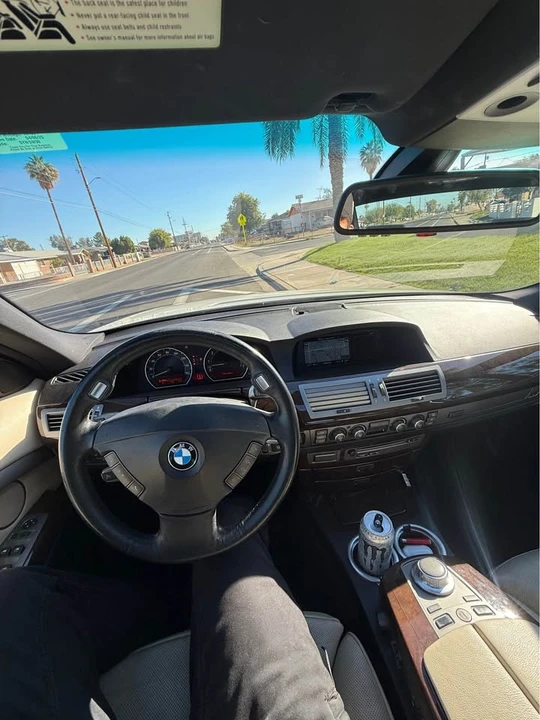 2007 BMW E65/E66 750i & 760i Sedan - Image 4 of 9