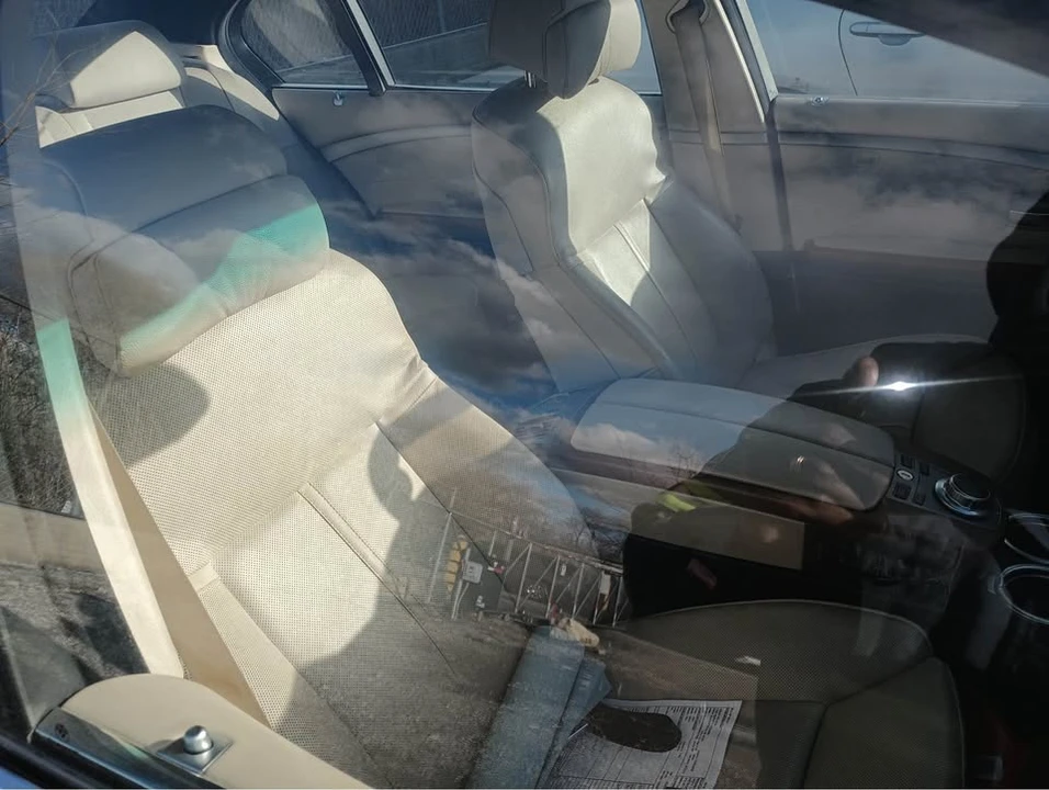 2007 BMW E65/E66 750i & 760i Sedan - Image 5 of 5
