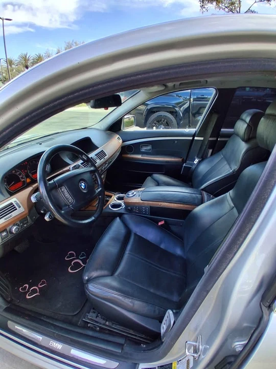 2007 BMW E65/E66 750i & 760i Sedan - Image 5 of 6