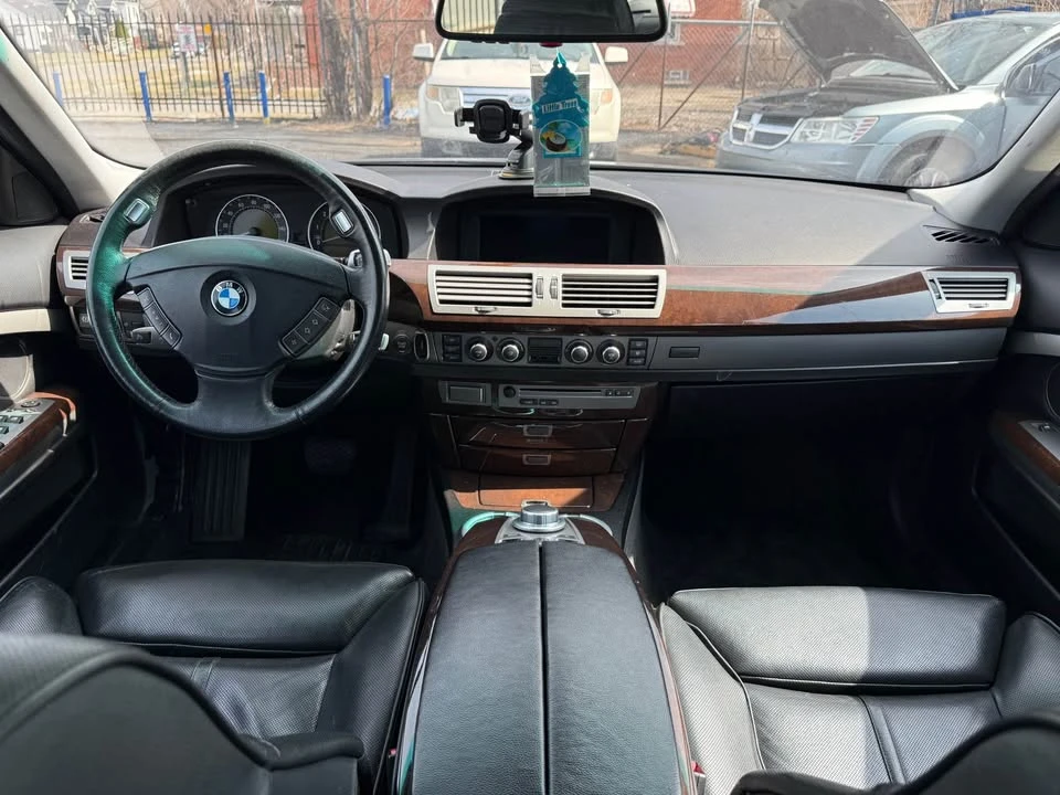 2007 BMW E65/E66 750i & 760i Sedan - Image 5 of 8
