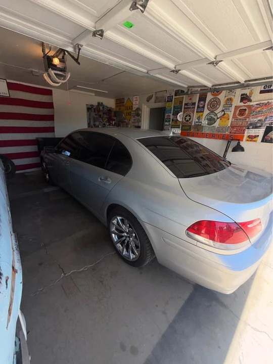 2007 BMW E65/E66 750i & 760i Sedan - Image 9 of 11