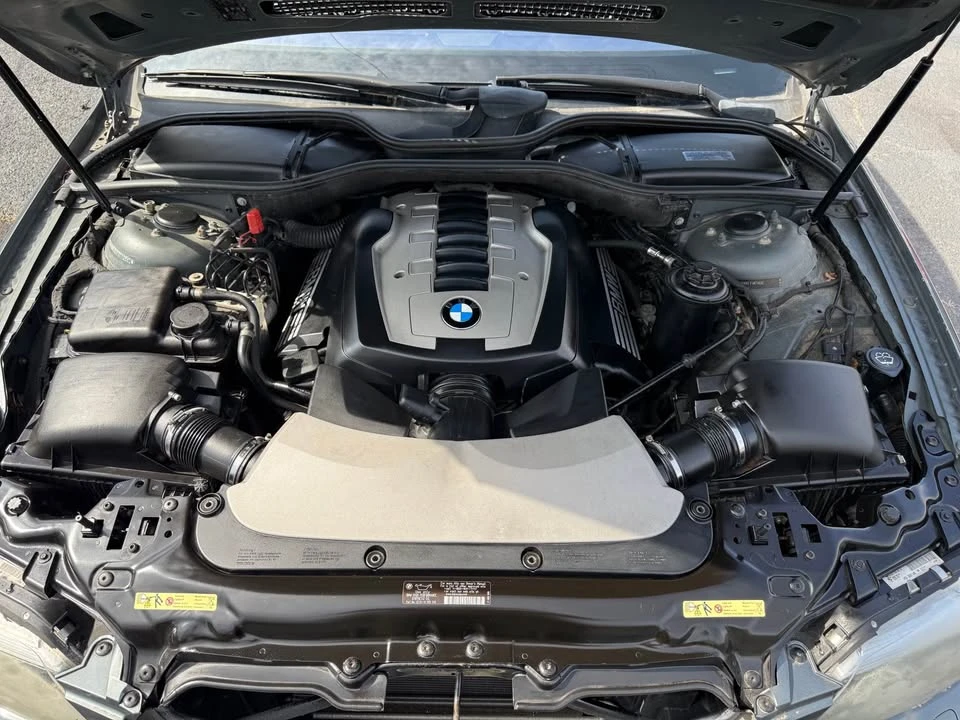 2007 BMW E65/E66 750i & 760i Sedan - Image 8 of 8