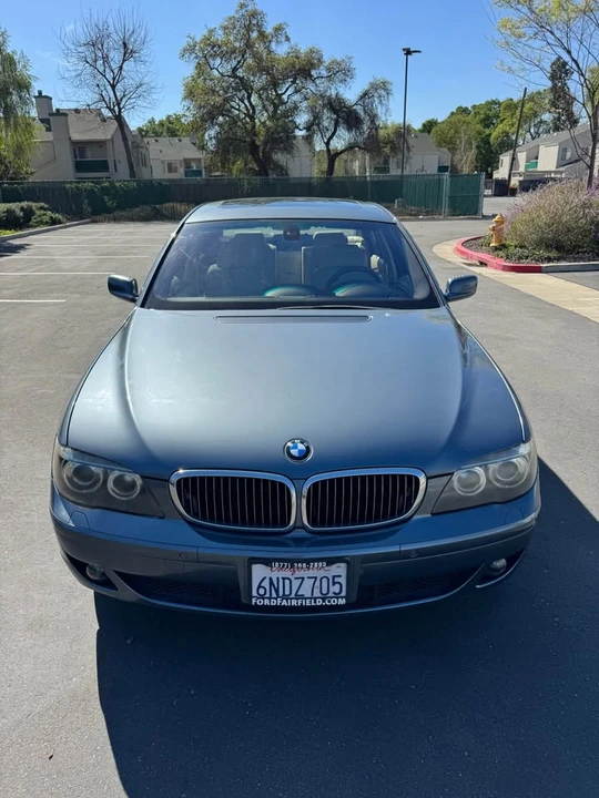 2007 BMW E65/E66 750i & 760i Sedan - Image 2 of 17