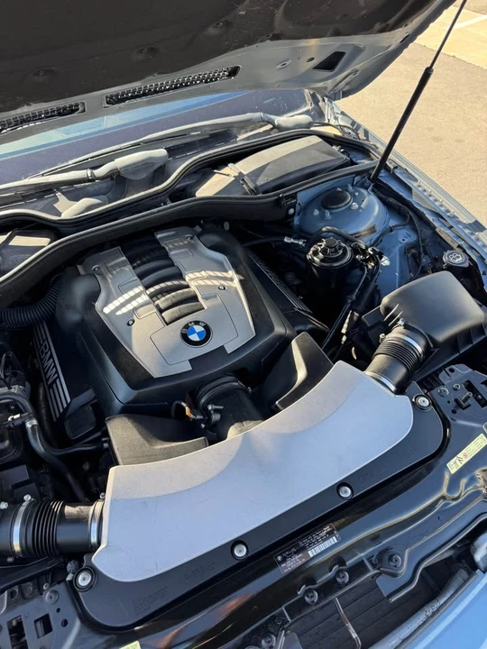 2007 BMW E65/E66 750i & 760i Sedan - Image 16 of 17