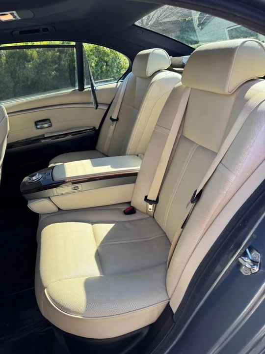 2007 BMW E65/E66 750i & 760i Sedan - Image 13 of 17