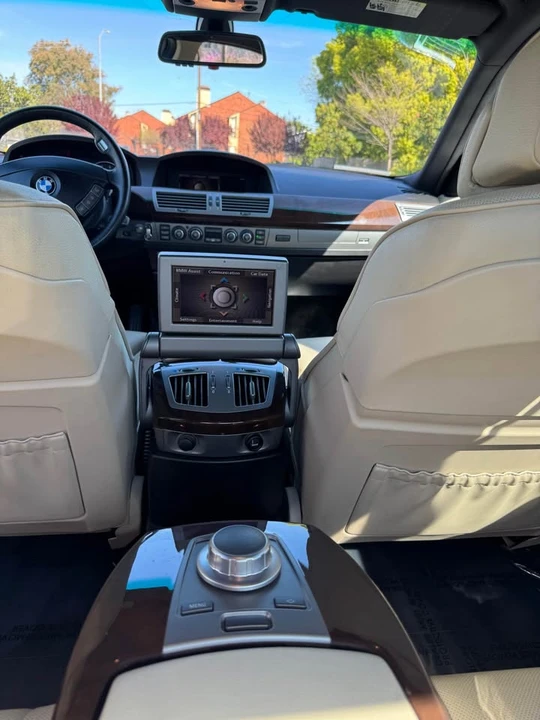 2007 BMW E65/E66 750i & 760i Sedan - Image 15 of 17