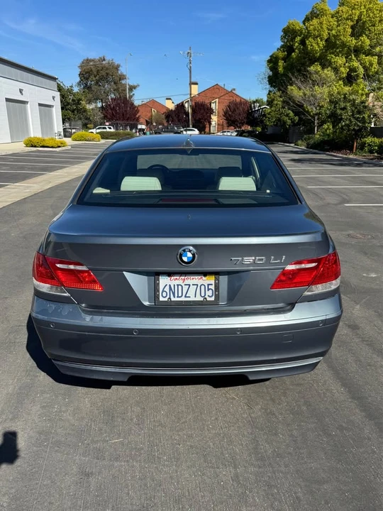 2007 BMW E65/E66 750i & 760i Sedan - Image 6 of 17