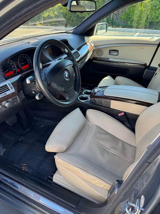 2007 BMW E65/E66 750i & 760i Sedan - Image 10 of 17
