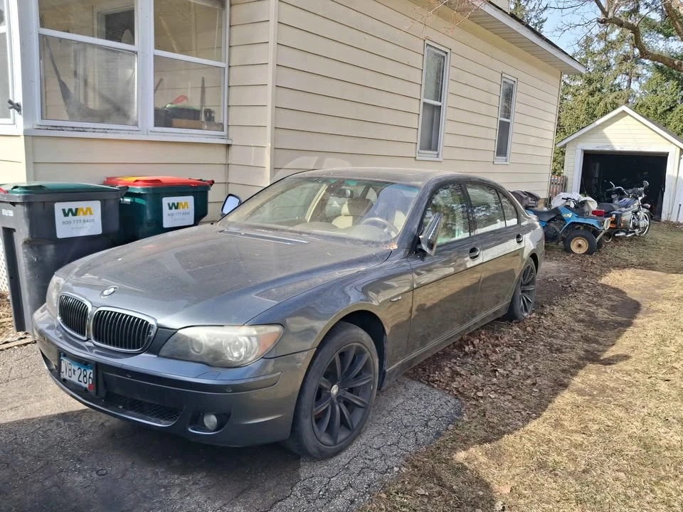 2007 BMW E65/E66 750i & 760i Sedan - Image 2 of 3