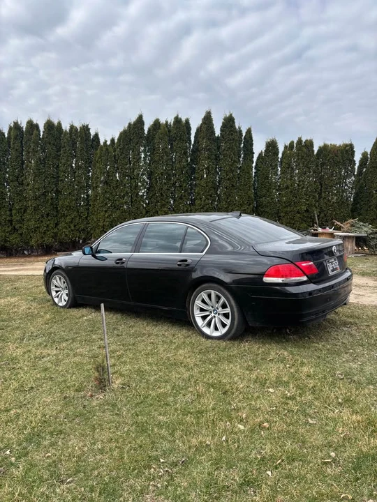2007 BMW E65/E66 750i & 760i Sedan - Image 3 of 12